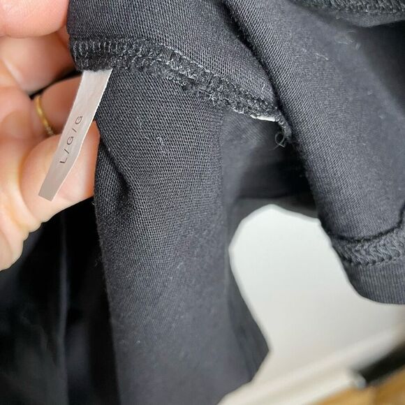 Michael Kors Short Sleeve V Neck T Shirt Black Mens Sz L Large Logo - Picture 2 of 6